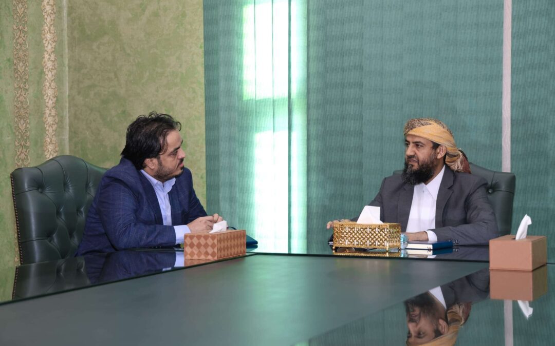 المحرّمي يبحث مع وزير الكهرباء والطاقة تعزيز استقرار خدمة الكهرباء