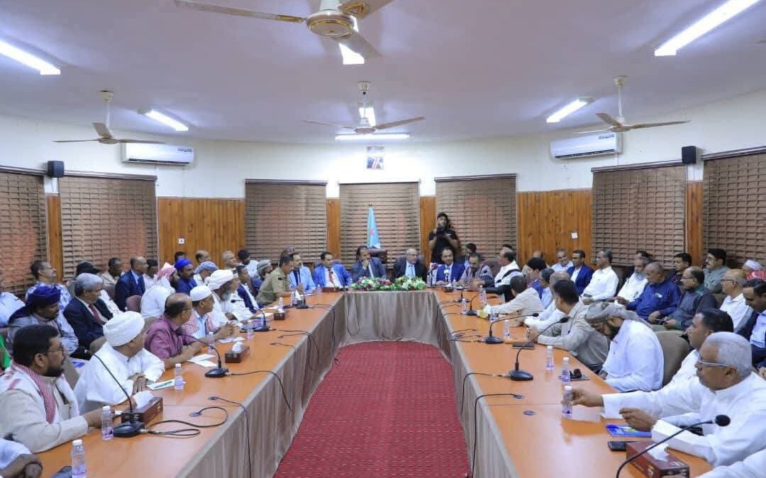 توجيه هام صادر عن قيادة السلطة المحلية بوادي وصحراء حضرموت