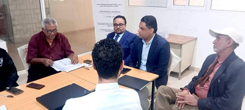 نائب وزير الإعلام والثقافة والسياحة ورئيس مؤسسة 14 أكتوبر يزوران معهد جميل غانم للفنون الجميلة بعدن