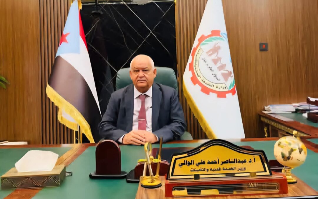 مازال غصن الزيتون مرفوعاً بايدينا