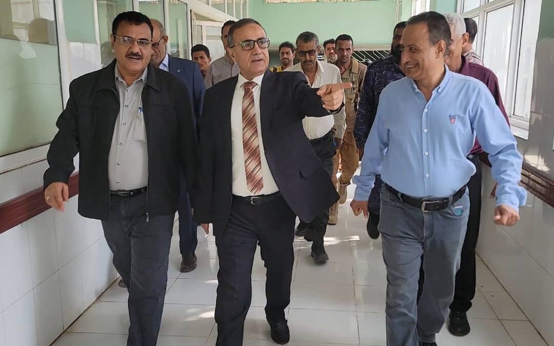 لصور” يبدي إستعداد جامعة عدن دعم مستشفى “4” مايو الجراحي ليكون مستشفى تعليمي