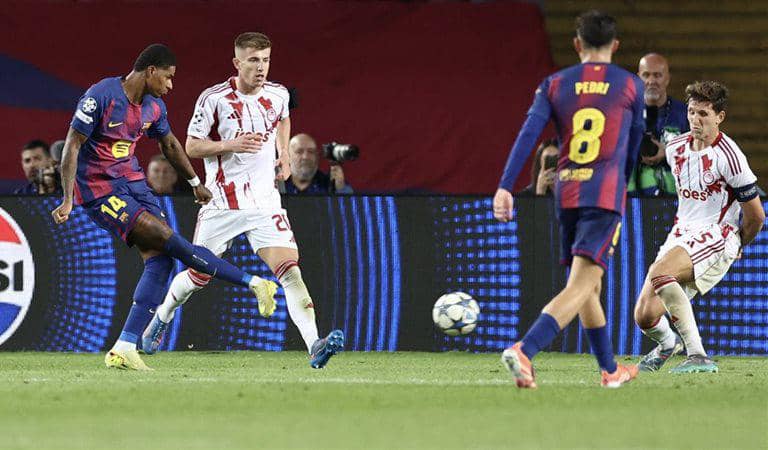 برشلونة يعزز صدارته للدوري الإسباني بثنائية أمام أوساسونا