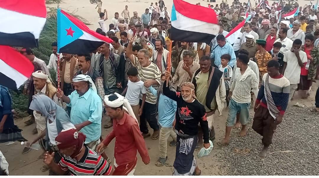 انضمام أبناء  مديريات يافع  للمشاركة في الاعتصام المفتوح بعاصمة المحافظة زنجبار ..تجسيدا لمدد يافع من اجل الجنوب