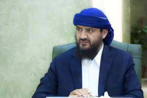 نائب رئيس المجلس الانتقالي يعزّي في وفاة السفير واللواء الركن محمد عبدالرحمن العبادي