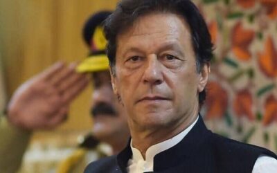 باكستان: الحكم على عمران_خان وزوجته بالسجن 17 عاما