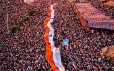ساحة العروض بالعاصمة عدن تشهد أكبر حشدٍ جماهيريٍّ للمطالبة بإعلان دولة الجنوب العربي