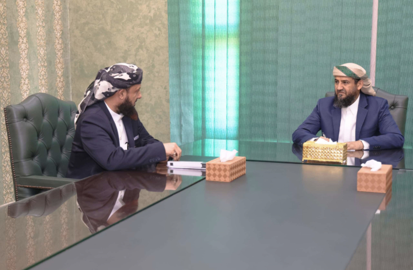 المحرّمي يطّلع على أداء وزارة الأوقاف ويشدد على نشر ثقافة التسامح والوسطية