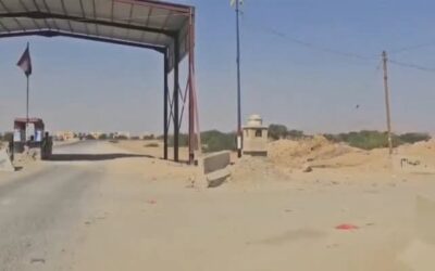 عاجل : أعلام الجنوب ترفرف فوق معسكر الخشعة ولاصحة لاخبار المطابخ الإخوانية بمغادرة القوات الجنوبية