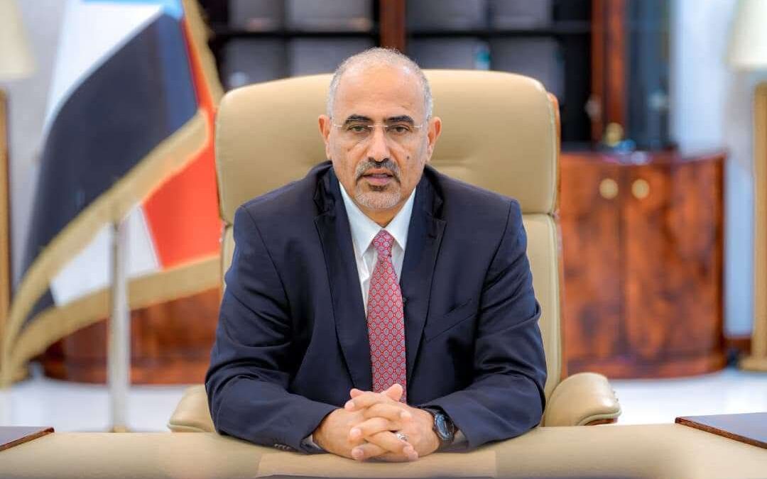 إصدار الإعلان الدستوري لدولة الجنوب العربي سيادة كاملة ومبادئ ديمقراطية