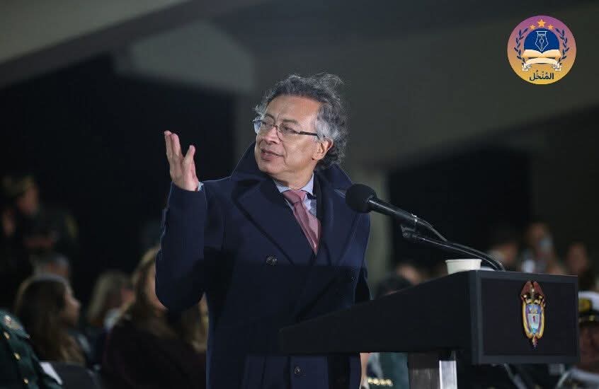 الرئيس الكولومبي: ترامب مصاب بالخرف