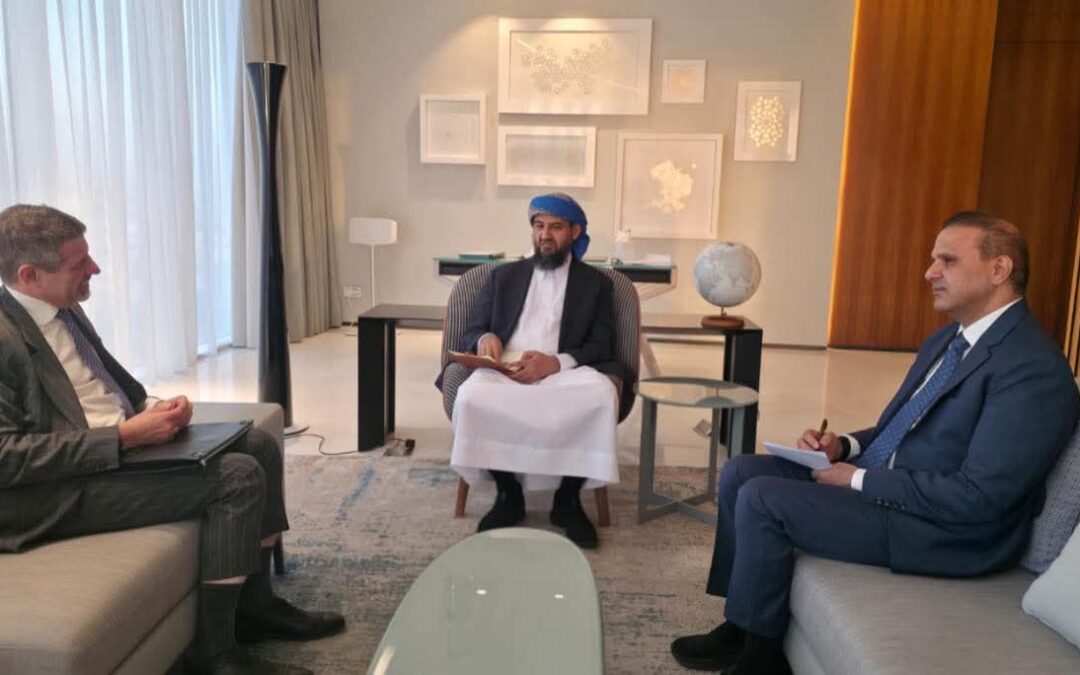 عضو مجلس القيادة “المحرّمي” يلتقي سفير الولايات المتحدة الأمريكية لدى اليمن