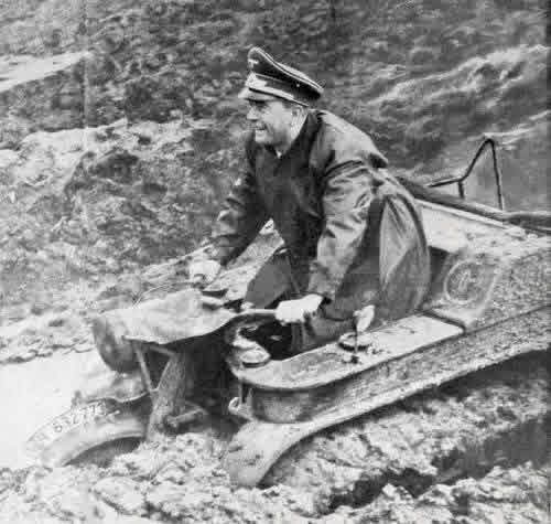 الأرض تقاتل مع أصحابها .. الألمان يغرقون في الوحل