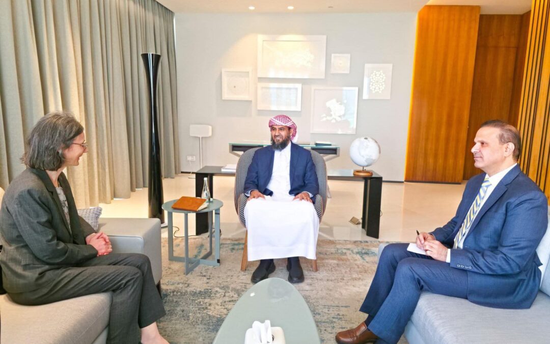 ‏المحرّمي يبحث مع سفيرة فرنسا تعزيز العلاقات الثنائية ودعم جهود الاستقرار والتنمية