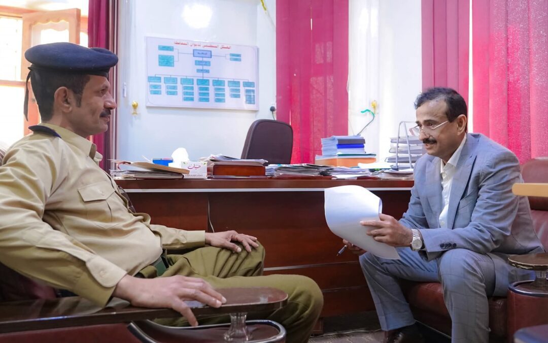 المحافظ بن الوزير يطّلع على نشاط فرع مصلحة الأحوال المدنية ويؤكد على رفع مستوى الخدمات المقدمة للمواطنين.