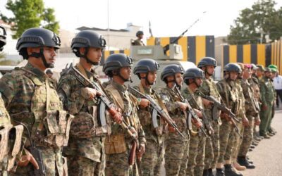 بتوجيهات المحرمي.. قوات العمالقة الجنوبية تسلم تأمين حي السفارات وساحة العروض لقوات الأمن الوطني بالعاصمة عدن
