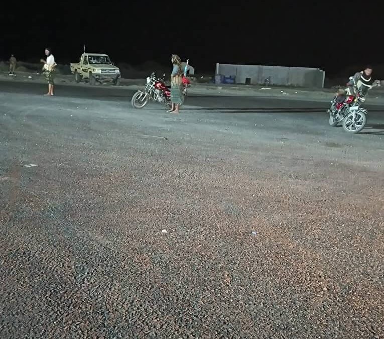 قوات الطوارئ في أبين تؤمّن الخط الدولي دوفس وتحذّر من المساس بأمن المحافظة