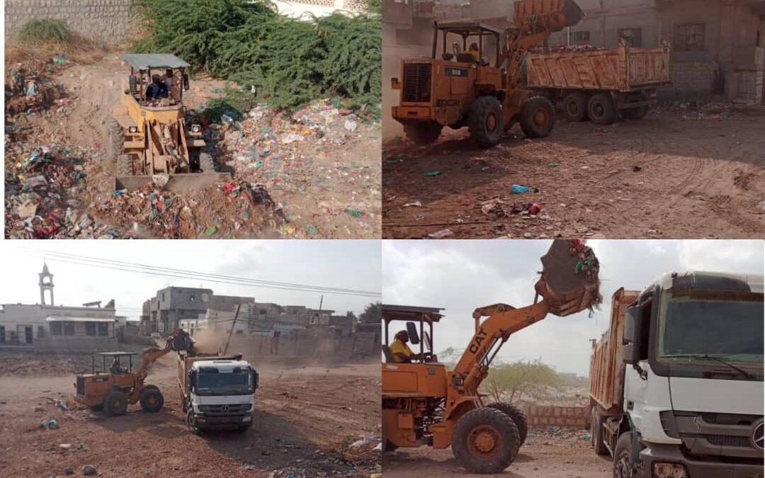 تنفيذ حملة نظافة في في مدينة جعار تشمل مواقع خدمية وتعليمية