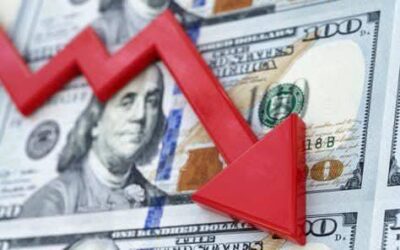 الدولار يتراجع إلى أدنى مستوى في 4 سنوات عقب تصريحات ترامب