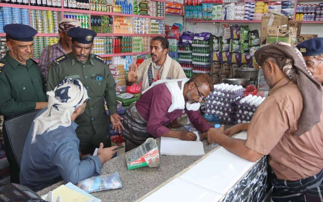 مع قدوم الحكومة وشهر رمضان ..هبوط أسعار الصرف مقابل ارتفاعات مستمرة في الأسعار