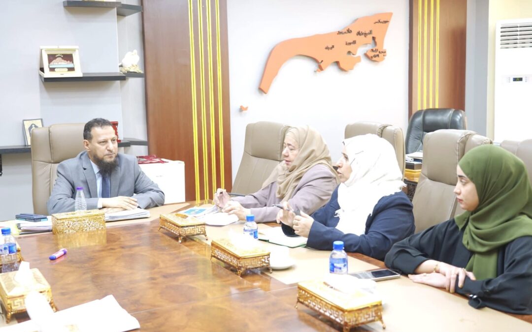 محافظ عدن يناقش مع اللجنة الوطنية للتحقيق في ادعاءات انتهاكات حقوق الإنسان سبل التعاون المشترك