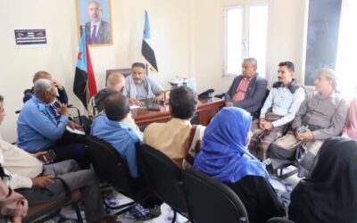 انتقالي أبين يلتقي اللجان التنظيمية لمليونية “الثبات والوفاء” وادارة مرور المحافظة ويؤكد استكمال الترتيبات النهائية