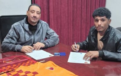 الحارس الأبيني مصطفى حرسي يوقع عقدا مع العروبة