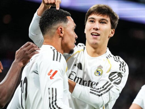 ريال مدريد يكتسح ريال سوسيداد برباعية ويتصدر الليغا مؤقتًا