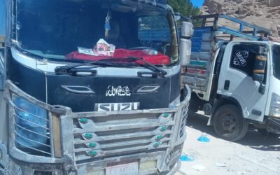 مستثمرون من أبناء يافع يشكون تعسفات مناطقيه وجبايات غير قانونية بنقاط أمنية في حضرموت