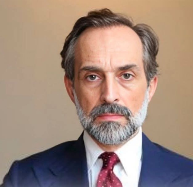 المنسق الأممي يعلن موافقة الحوثيين على استئناف الرحلات الإنسانية إلى صنعاء