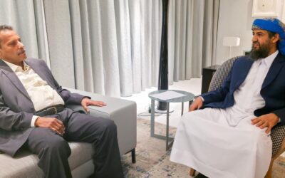 المحرّمي يلتقي محافظ أبين ويؤكد دعم جهود تطبيع أوضاع المحافظة وإنهاء الجبايات غير القانونية