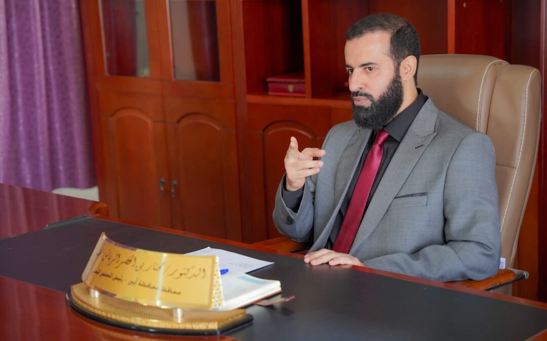 محافظ أبين يوجه برفع كافة نقاط الجبايات الغير قانونية في  المحافظة .