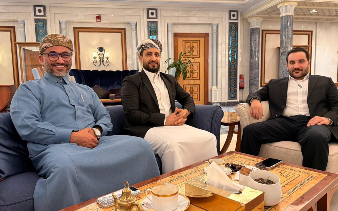لقاء يجمع السليماني بسلاطين يافع في جدة السعودية  لبحث التنسيق القيادي وتعزيز العمل التنموي والإنساني