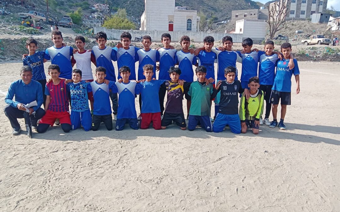 هاتريك سامي المقفعي يقود العدنة إلى نهائي الدوري على حساب المنصورة