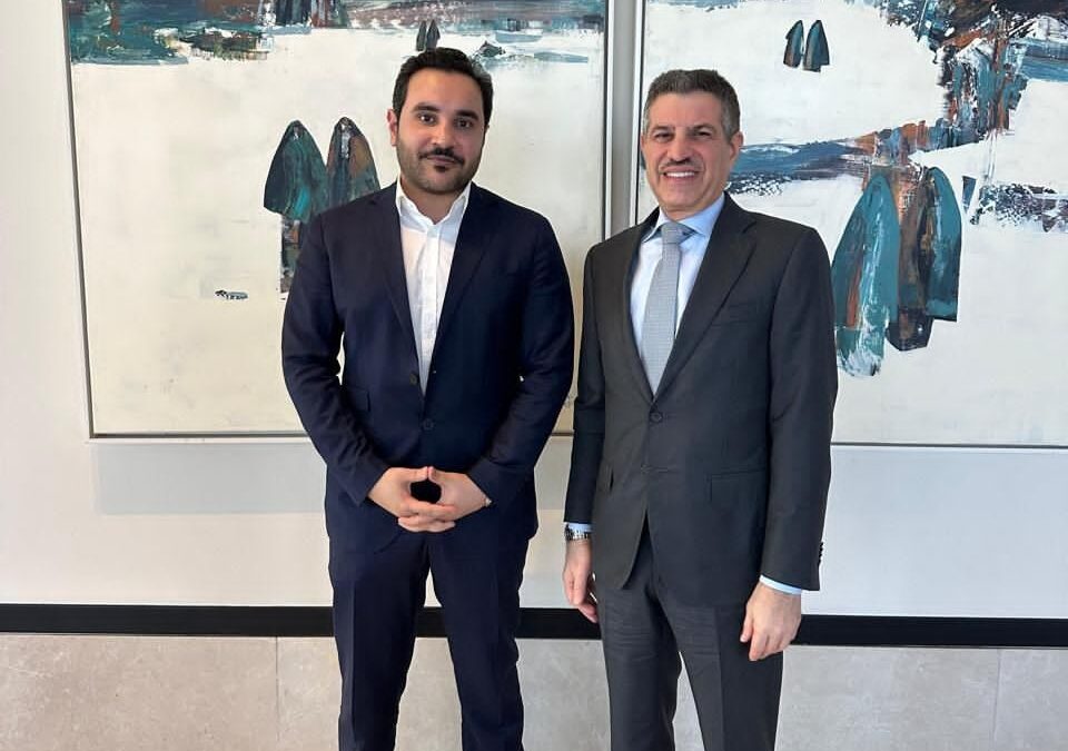 السفير الأمريكي يبحث مع السلطان نواف العفيفي آفاق دعم السلام والمسار السياسي الجنوبي