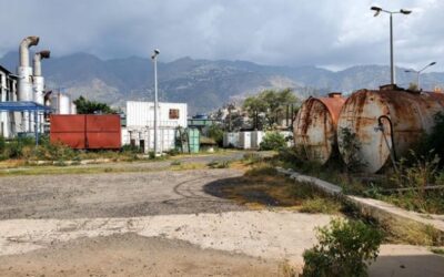 وزير الكهرباء عدنان الكاف .. قيادات أخوانية تتحكم بقطاع الكهرباء في تعز