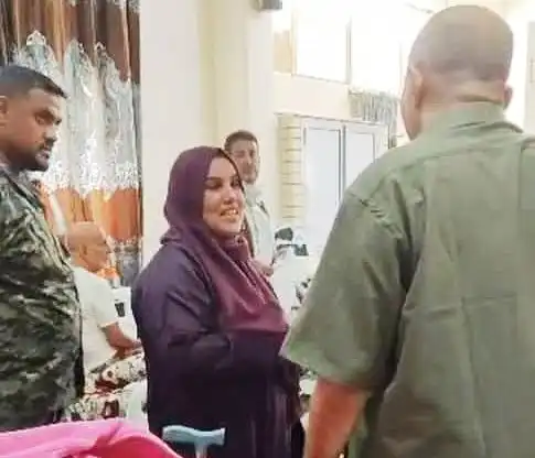 بتكليف من دولة رئيس مجلس الوزراء وزير الخارجية وشؤون المغتربين/ الدكتور شائع الزنداني    وزيرة الدولة لشؤون المرأة تزور دار رعاية المسنين بعدن وتطلع على أوضاع النزلاء