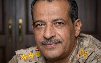 قيادة وضباط وصف ضباط محور يافع واللواء الثالث مشاة يبعثون رسالة تعزية ومواساة في وفاة اللواء طيار عبدالباسط العامري