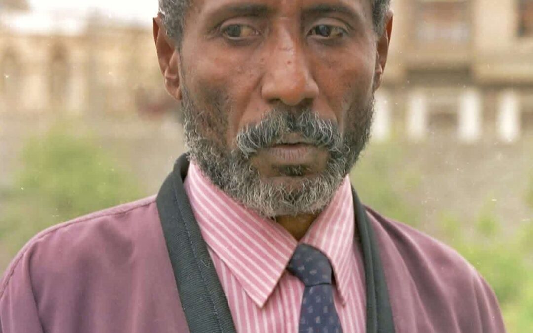 وفاة الصحفي والسكرتير الصحفي للرئيس سالمين سالم الحاج بعد معاناة مع المرض