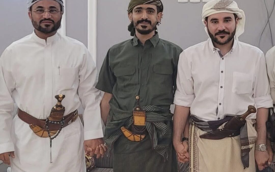 لقاء ودي في عدن يجمع سلطاني يافع بالدكتور محمد طارق الفضلي لتعزيز وحدة الصف الجنوبي ولُحمة النسيج الاجتماعي