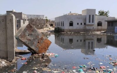 أهالي مدينة حصن بن عطية  حارة جبل المنقاش يشيدون بسرعة استجابة مدير عام المياه والصرف الصحي بمحافظة أبين لمعالجة طفح المجاري*