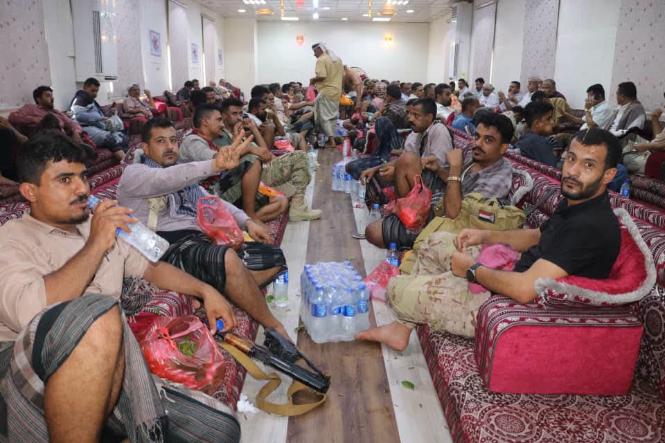 قبائل ردفان تمهل الرئاسي والحكومة ٢٤ ساعة فقط لاستبعاد قتلة الشهيد اللواء جواس ومرافقيه من صفقة تبادل الأسرى