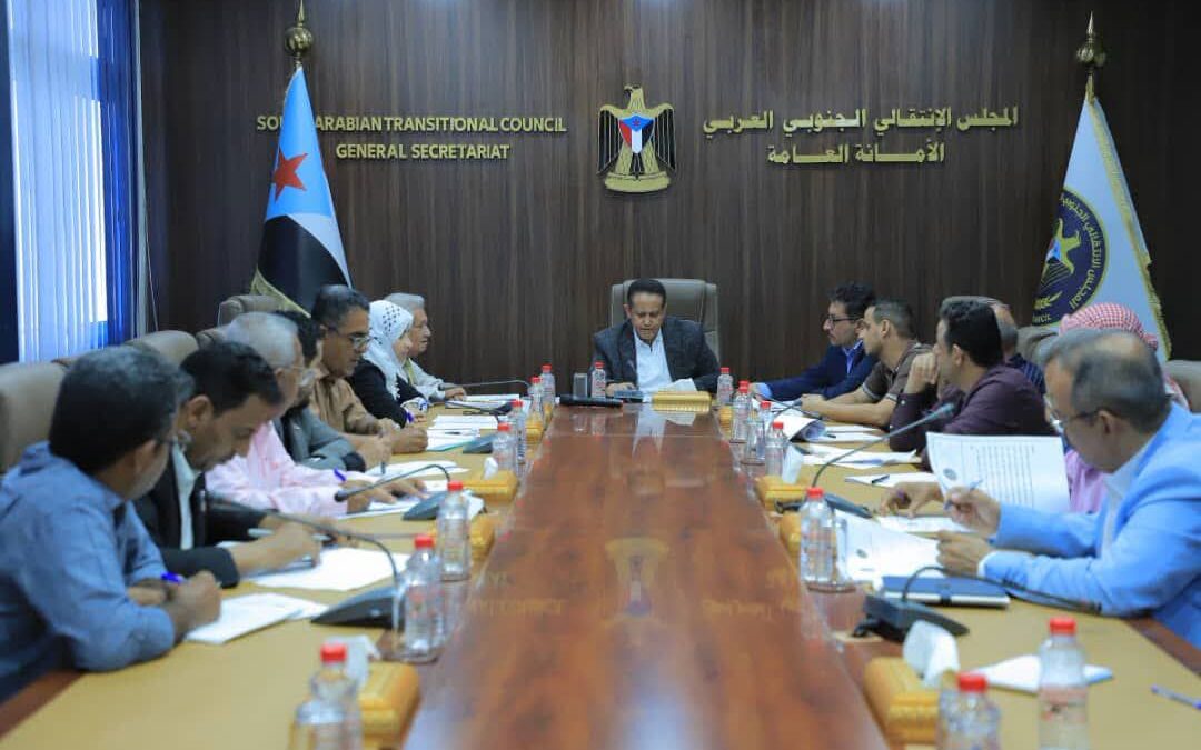 الأمانة العامة تحذر من محاولات تمرير صفقة تبادل الأسرى وتحيي مواقف قبائل الجنوب الرافضة لها