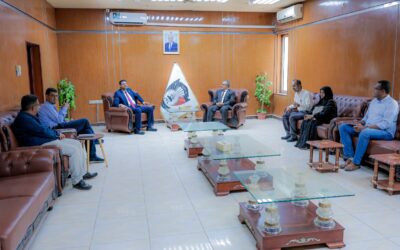 (كاك بنك) وجامعة عدن يبحثان تعزيز التعاون المشترك