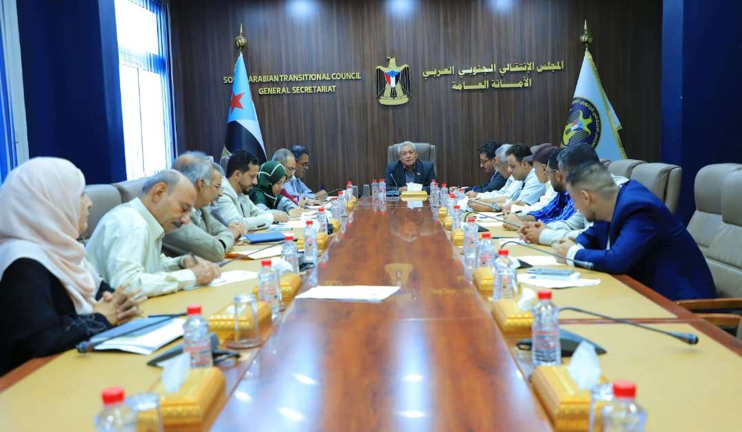 الأمانة العامة تناقش التحضير لمليونية الذكرى الـ55 لتأسيس الجيش الجنوبي