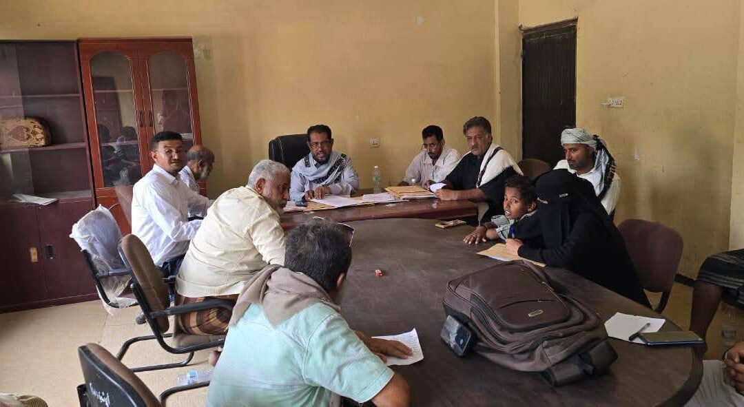 بتكلفة تقديرية بلغت 199 مليونًا و823 ألفًا.. السلطة المحلية بخنفر تفتح مظاريف المناقصة العامة رقم (1) لسنة 2026م