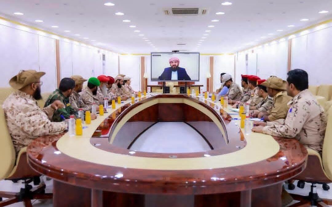 المحرّمي يطّلع على الأوضاع العسكرية في مسرح عمليات محور المشاة والإسناد الأول، ويوجه برفع الجاهزية