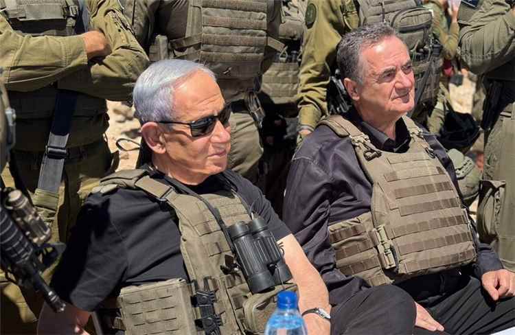 مفكر إسرائيلي بارز يفتح النار على نتنياهو ويكشف كواليس أكبر كارثة في تاريخ إسرائيل