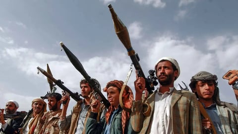 اليمن.. الحوثيون يتوغلون في عمق أرياف تعز