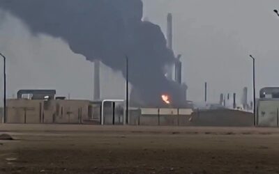 اشتعال النيران في منشآت ينبع النفطية السعودية على ساحل البحر الأحمر