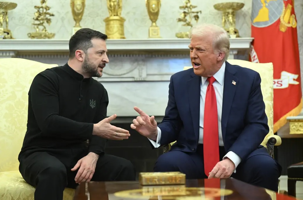 الأميركي ترمب يطالب برحيل زيلينسكي
